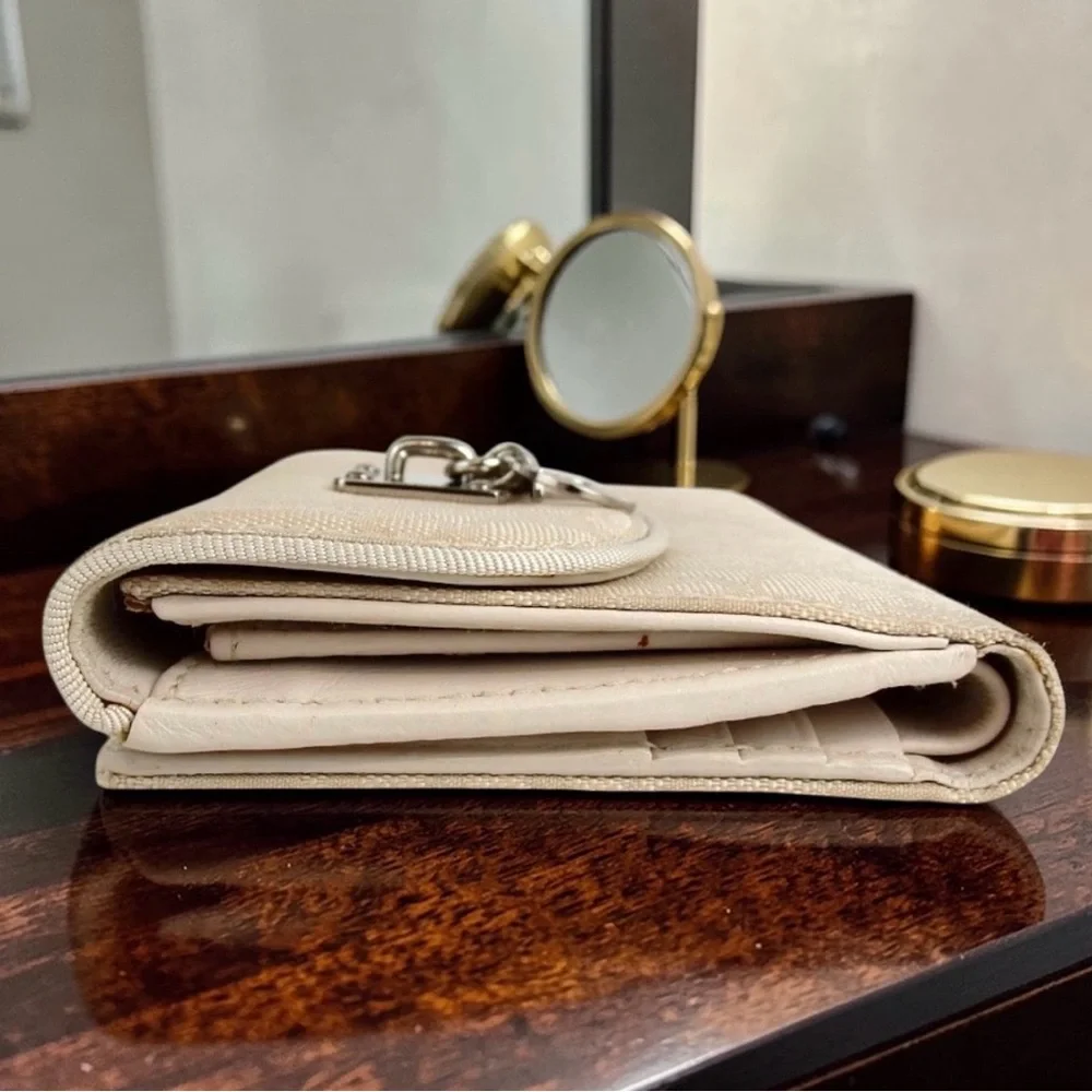 Dior pre owned